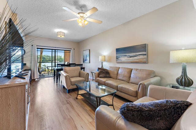 3 of 148 - 2811 Grande Parkway #106, Palm Beach Gardens, FL