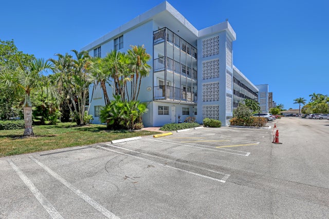 1 of 29 - 2006 S Federal Highway #205, Boynton Beach, FL