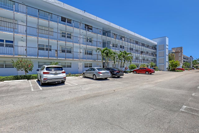 2 of 29 - 2006 S Federal Highway #205, Boynton Beach, FL