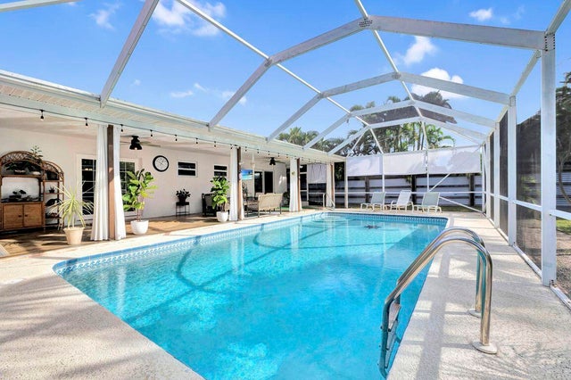 2 of 32 - 1104 Nw 12th Terrace, Stuart, FL