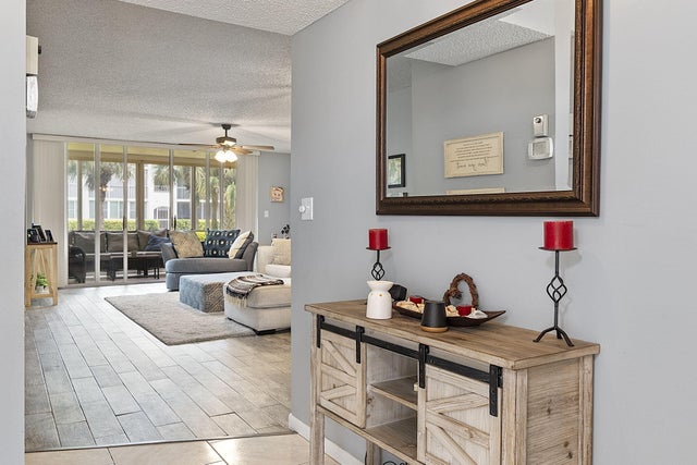 2 of 41 - 110 Half Moon Circle #d1, Hypoluxo, FL