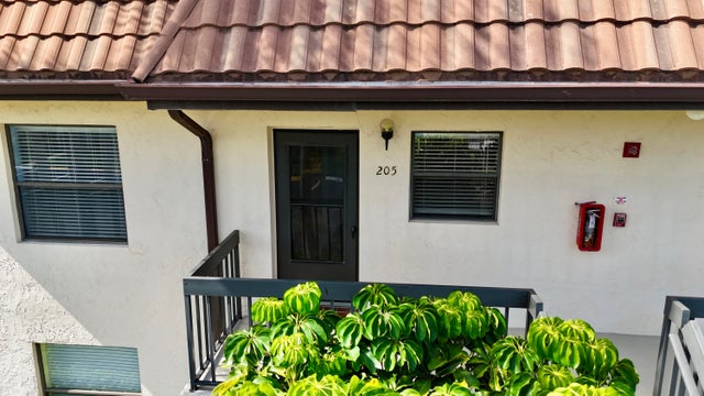 1 of 46 - 7214 Golf Colony Court #205, Lake Worth, FL