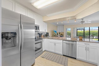 Photo of Listing #RX-11112709