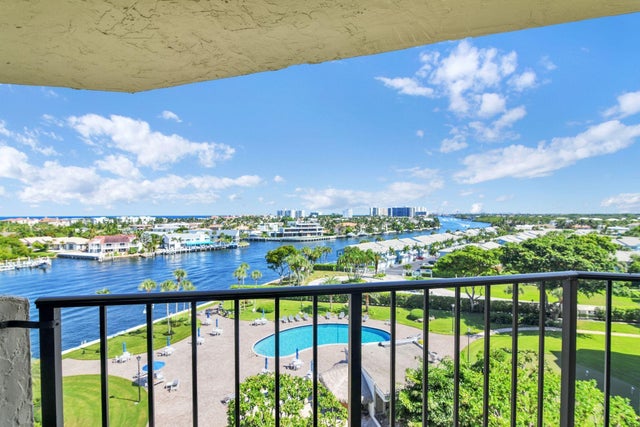5 of 99 - 899 Jeffery Street #809, Boca Raton, FL