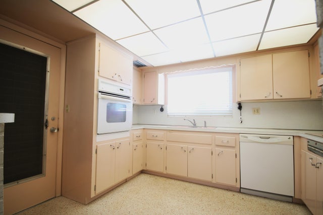 3 of 12 - 1320 Se 10th Street, Deerfield Beach, FL