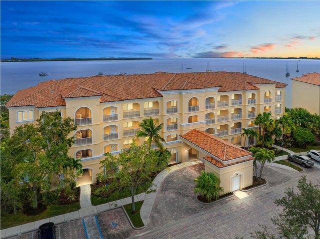 3 of 79 - 29 Harbour Isle Drive #203, Fort Pierce, FL