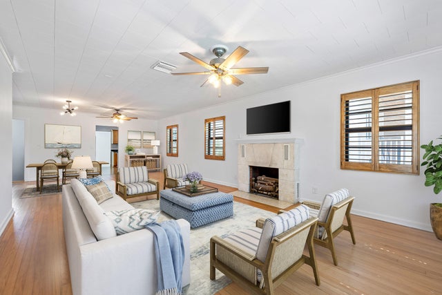 3 of 22 - 1023 S Palmway, Lake Worth Beach, FL
