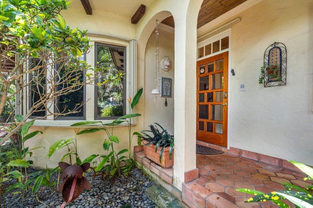 3 of 23 - 326 S Atlantic Drive, Lantana, FL
