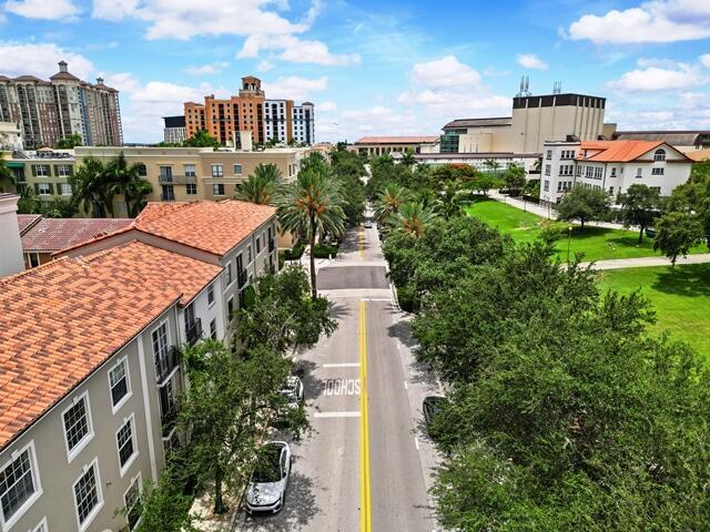 2 of 32 - 580 S Sapodilla Avenue #304, West Palm Beach, FL