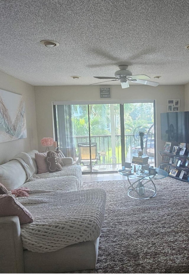 3 of 9 - 3618 Alder Drive Drive #d2, West Palm Beach, FL