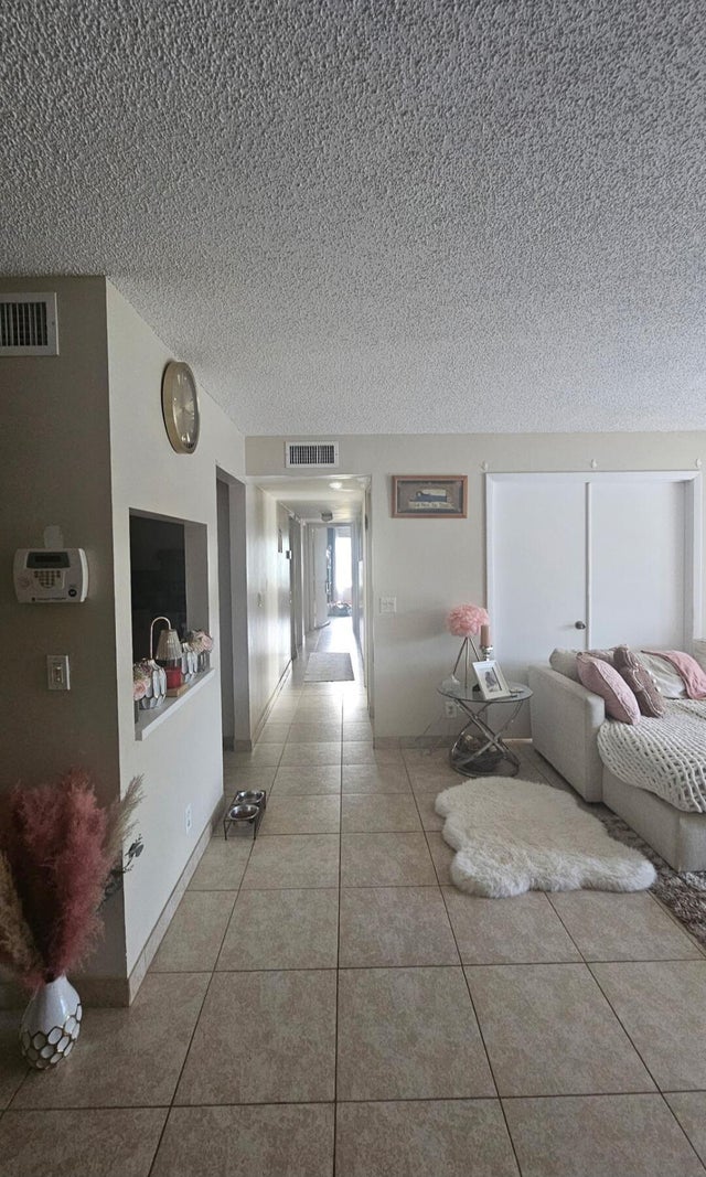 5 of 9 - 3618 Alder Drive Drive #d2, West Palm Beach, FL
