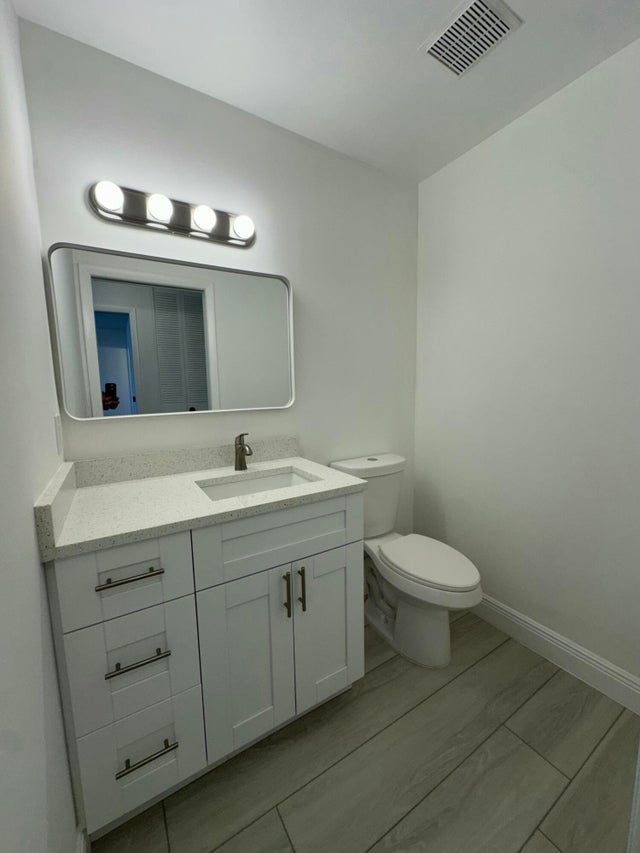 4 of 24 - 2638 E Gately Drive E #23, West Palm Beach, FL