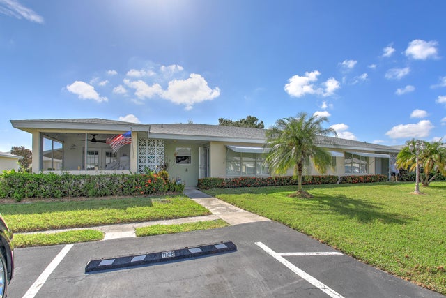 1 of 41 - 112 Lakes End Drive #b, Fort Pierce, FL