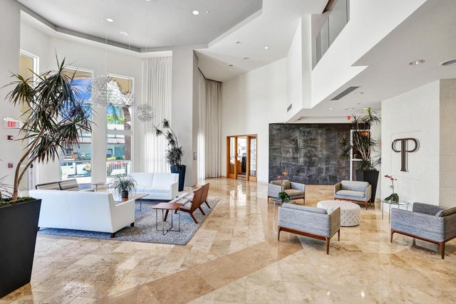 3 of 30 - 99 Se Mizner Boulevard #213, Boca Raton, FL