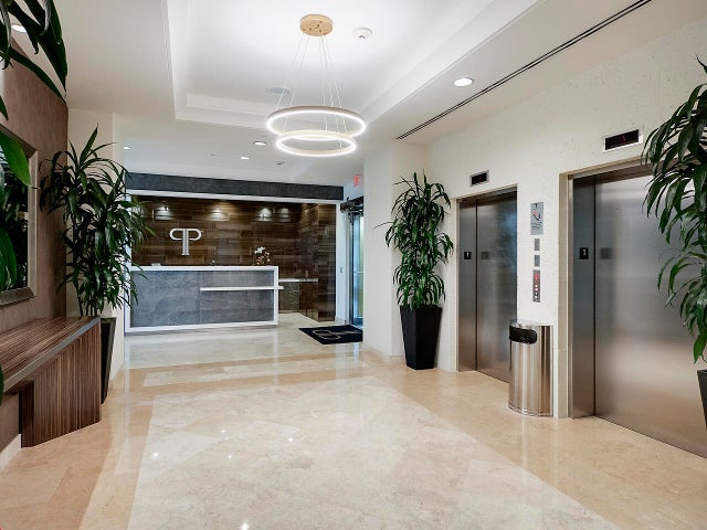 4 of 30 - 99 Se Mizner Boulevard #213, Boca Raton, FL