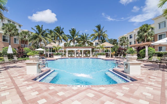 4 of 46 - 6204 Myrtlewood Circle W, Palm Beach Gardens, FL
