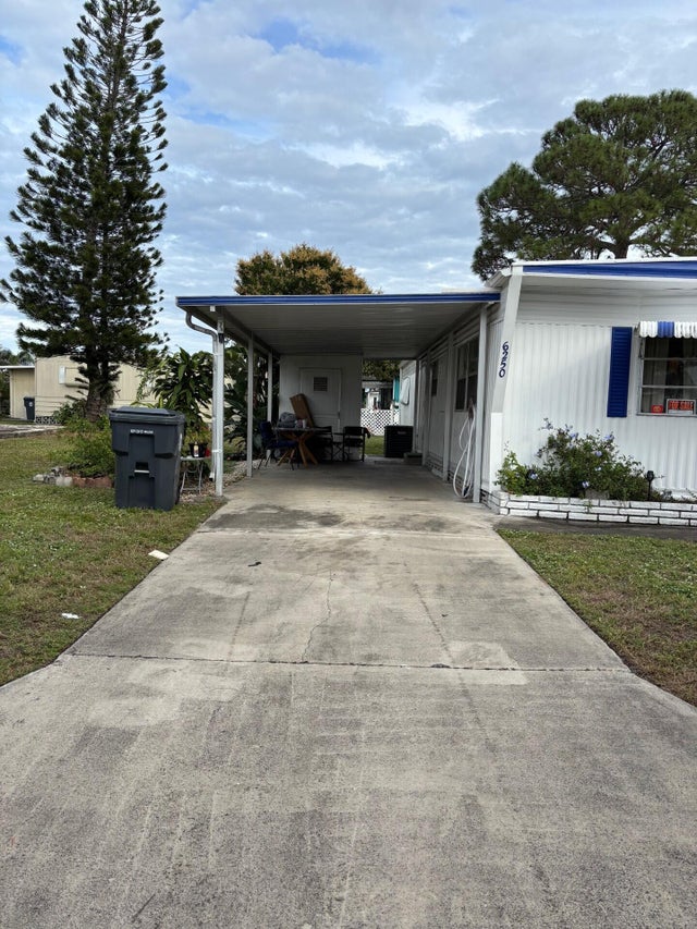 2 of 19 - 6250 Guava Lane, Lantana, FL