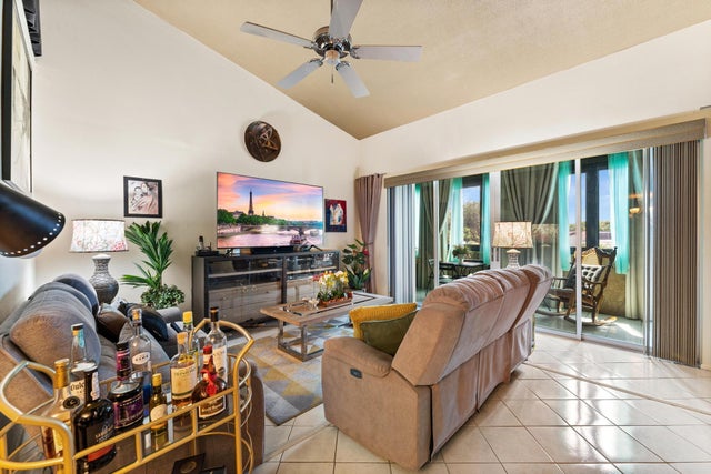 3 of 34 - 2561 Boundbrook Boulevard #209, West Palm Beach, FL