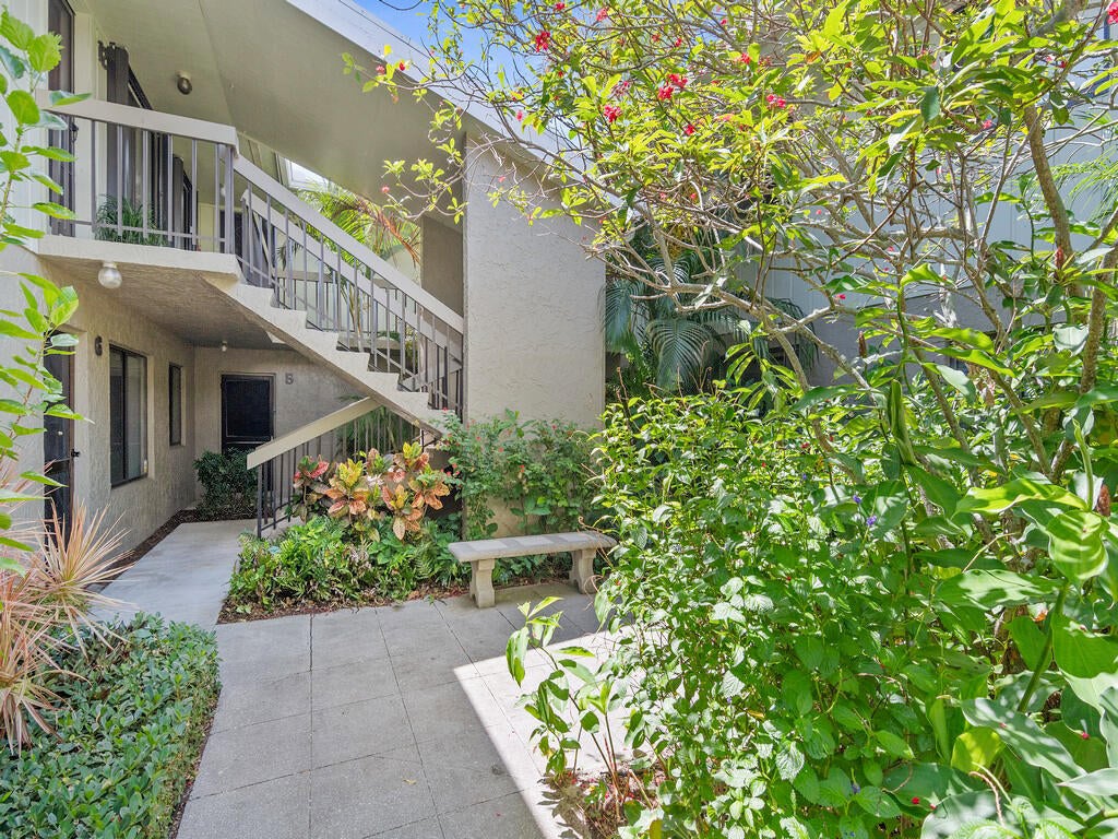 800 Nw Fork Road #10-6, Stuart