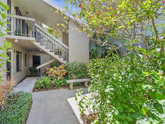 800 Nw Fork Road #10-6, Stuart