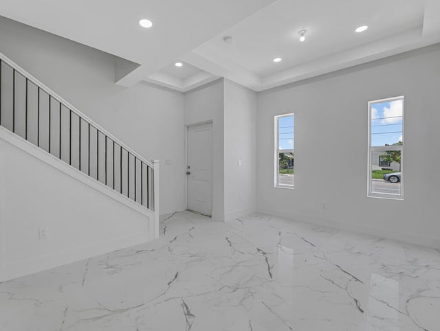 3 of 48 - 410 Nw 13th Avenue, Boynton Beach, FL