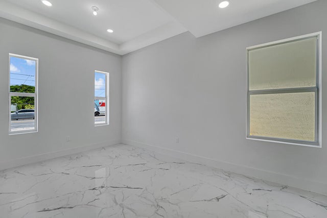 4 of 48 - 410 Nw 13th Avenue, Boynton Beach, FL