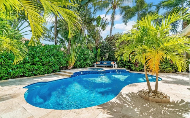 2 of 60 - 131 Via Veracruz, Jupiter, FL
