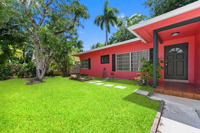 1 of 18 - 713 Ne 17th Terrace, Fort Lauderdale, FL