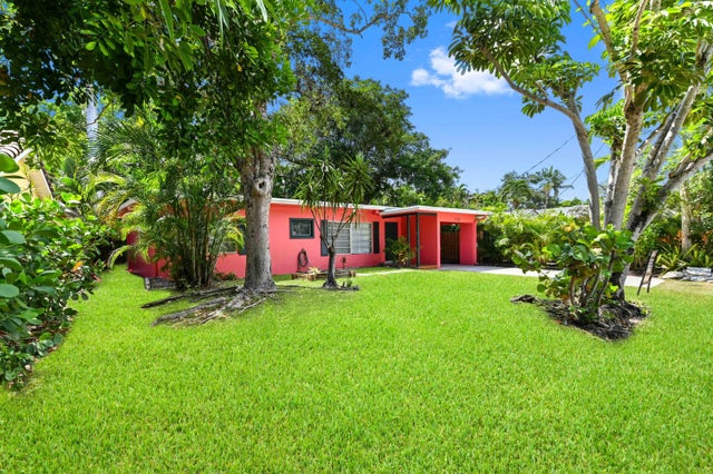 3 of 18 - 713 Ne 17th Terrace, Fort Lauderdale, FL
