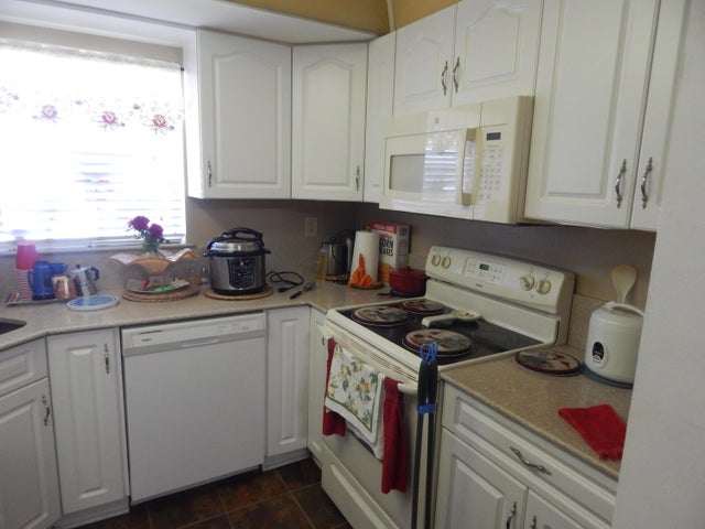 4 of 24 - 2891 Ashley Drive W #c, West Palm Beach, FL