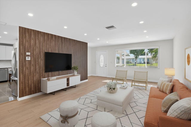 3 of 44 - 513 Sw 18th Street, Boynton Beach, FL