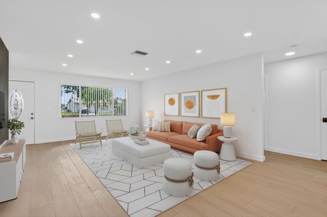 4 of 44 - 513 Sw 18th Street, Boynton Beach, FL