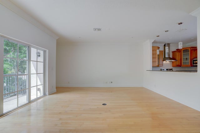 3 of 18 - 1950 Presidential Way #10, West Palm Beach, FL