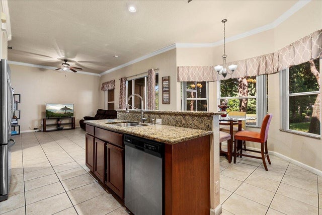 4 of 28 - 1078 Grove Park Circle, Boynton Beach, FL