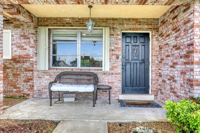 4 of 49 - 1915 Laurel Lane, Lake Clarke Shores, FL