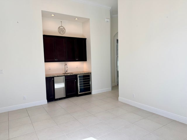 5 of 39 - 320 Se Fascino Circle, Port Saint Lucie, FL