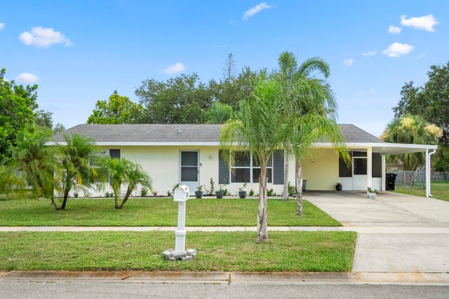 1 of 28 - 349 Ne Jonquil Street, Port Saint Lucie, FL