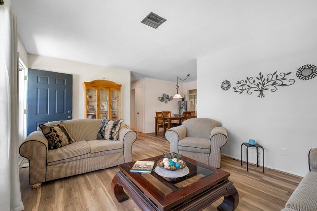 4 of 28 - 349 Ne Jonquil Street, Port Saint Lucie, FL