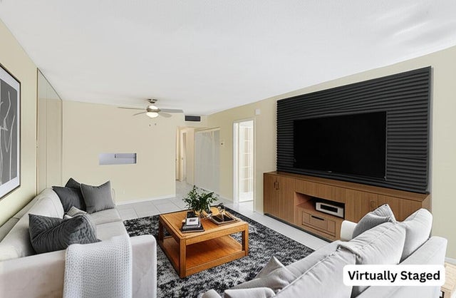 3090 Nw 46th Avenue #105c, Lauderdale Lakes