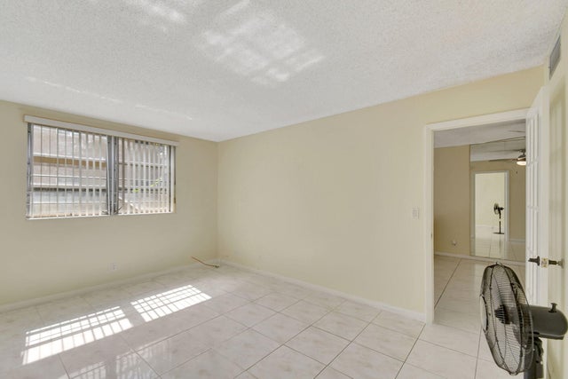 5 of 48 - 3090 Nw 46th Avenue #105c, Lauderdale Lakes, FL