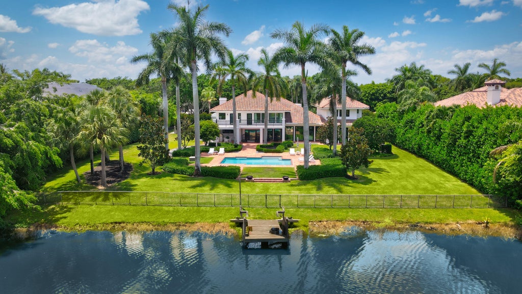 18743 Long Lake Dr, Boca Raton