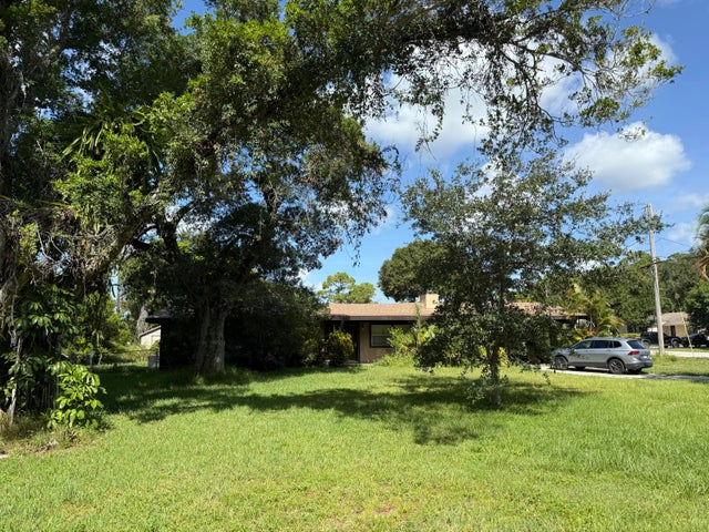 3 of 36 - 1001 Tortugas Avenue, Fort Pierce, FL
