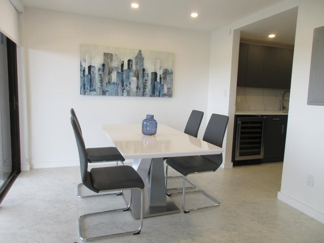 2 of 24 - 859 Jeffery Street #504, Boca Raton, FL