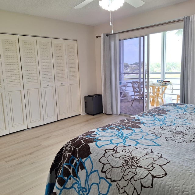4 of 31 - 4087 Cornwall #e, Boca Raton, FL