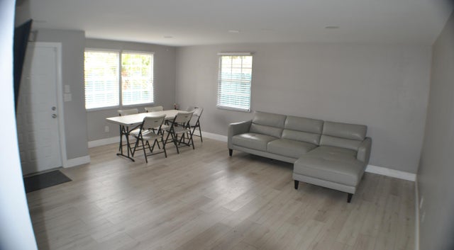 5 of 17 - 377 Nw Nw 49th Street Street, Fort Lauderdale, FL