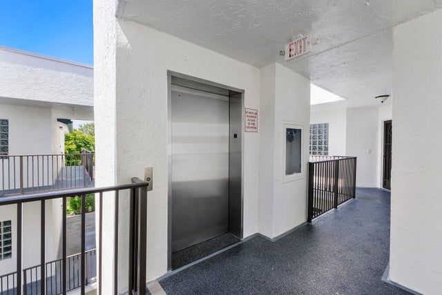2 of 39 - 5153 Floria Drive #v, Boynton Beach, FL