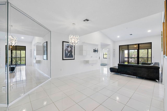 3 of 39 - 5153 Floria Drive #v, Boynton Beach, FL
