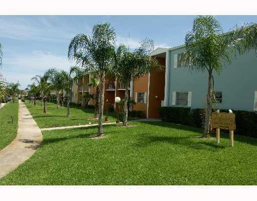 2 of 5 - 1505 Crescent Circle #c30, Lake Park, FL
