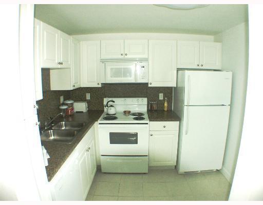 4 of 5 - 1505 Crescent Circle #c30, Lake Park, FL