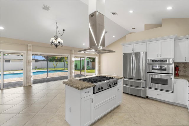 2 of 20 - 698 Nw 12th Road, Boca Raton, FL